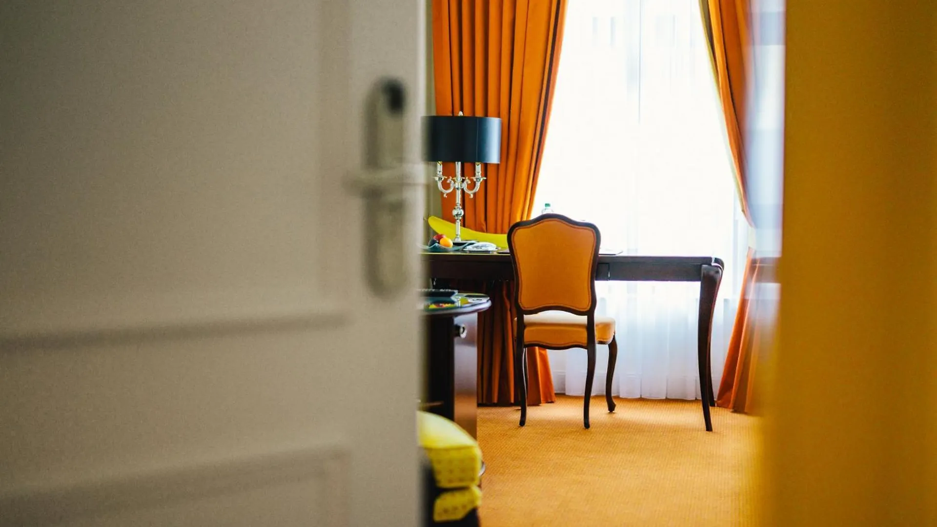 Relais & Chateaux Buelow Palais Dresden