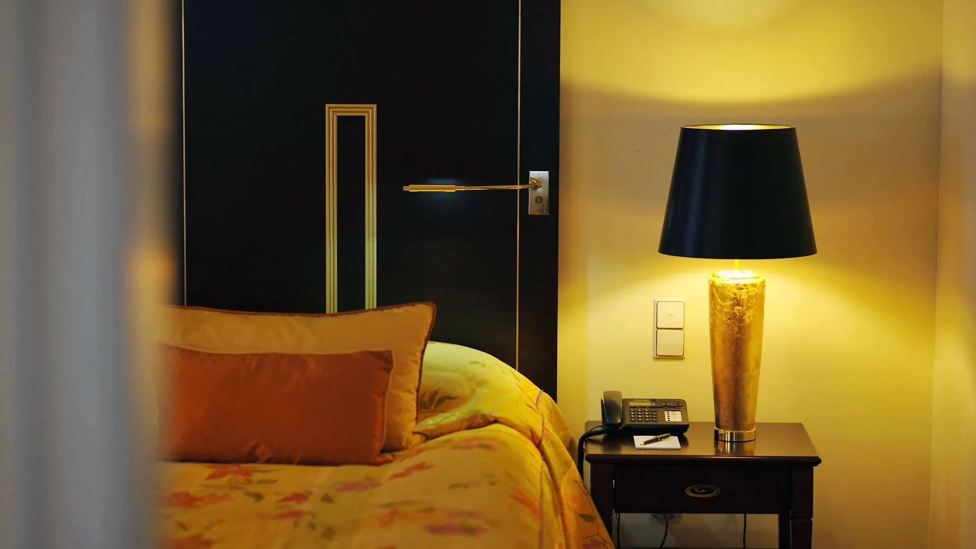Relais & Chateaux Buelow Palais Dresden 5*,