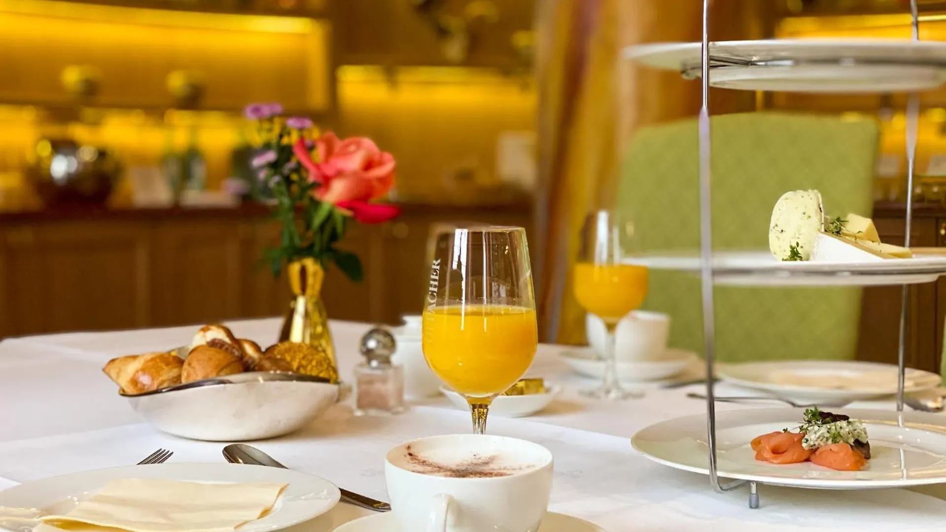 Relais & Chateaux Buelow Palais Dresden 5*,