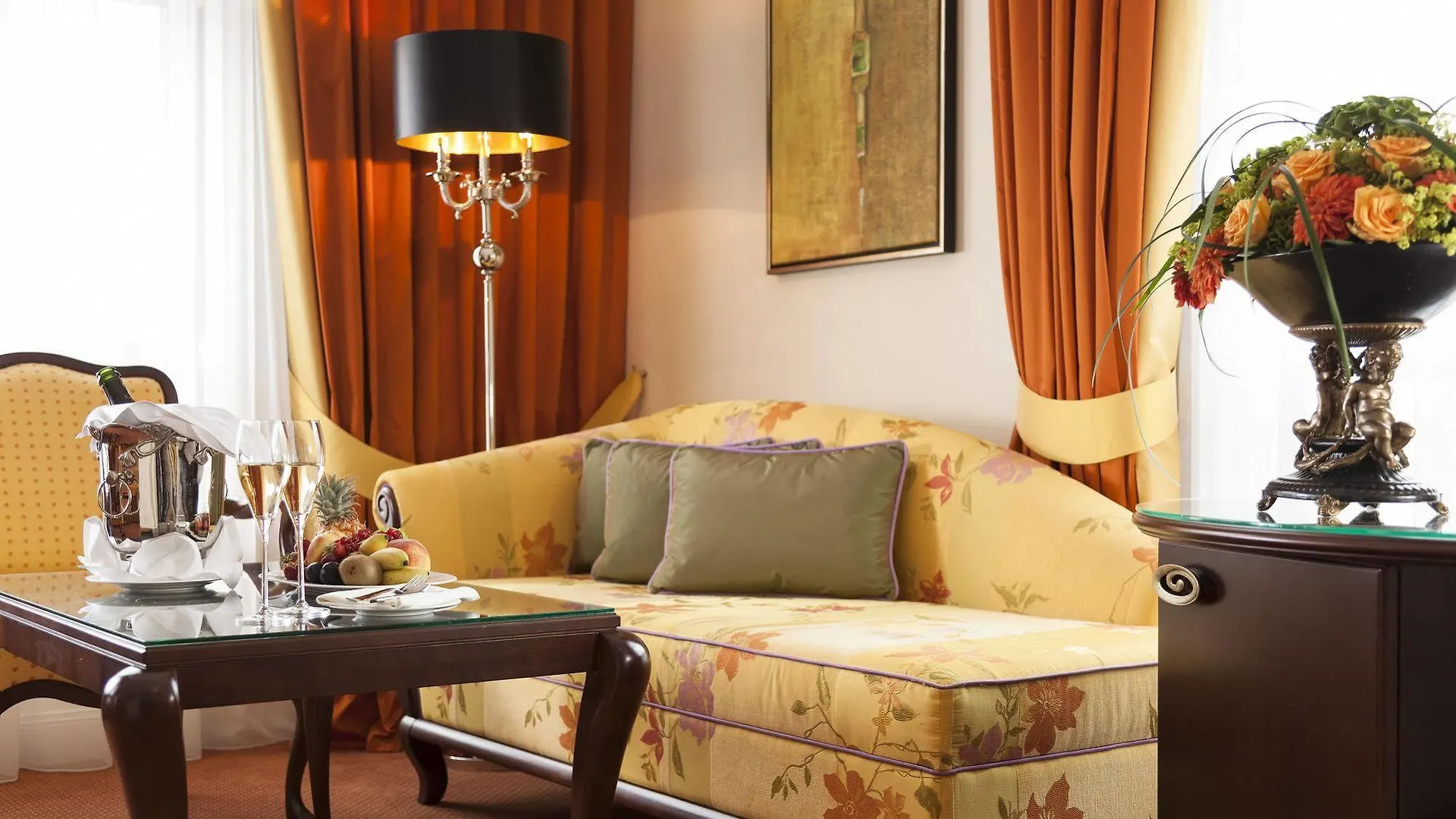 ***** Hotel Relais & Chateaux Buelow Palais Dresden Germany