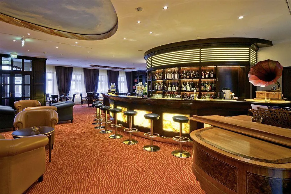 Relais & Chateaux Buelow Palais Dresden
