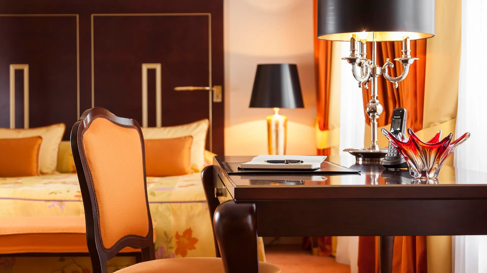 Relais & Chateaux Buelow Palais Dresden 5*,