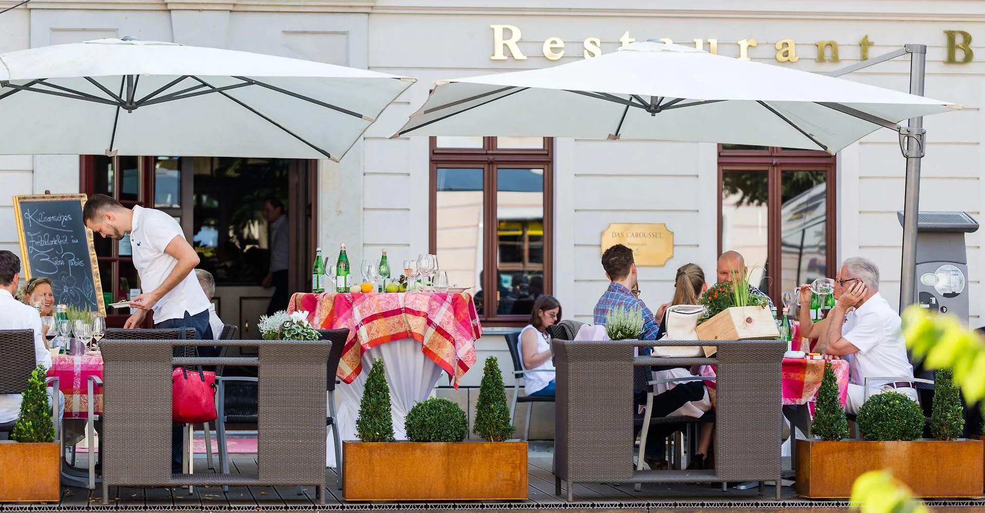 Relais & Chateaux Buelow Palais Dresden 5*,  Germany